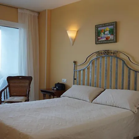 Edificio Portofino Бенидорм